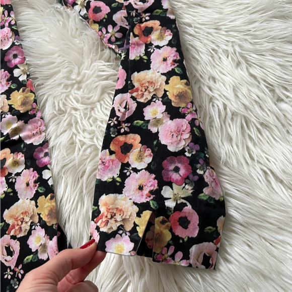 5 for $10!!! H&M pants 98%cotton - Picture 2 of 10